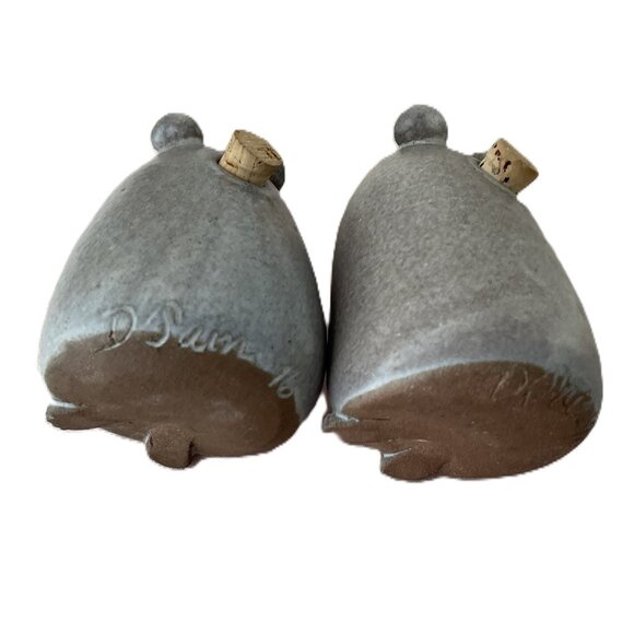 Ceramic Mouse Salt and Pepper Shakers 1996 - Picture 3 of 4